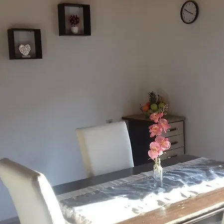 Deny Apartman Zára